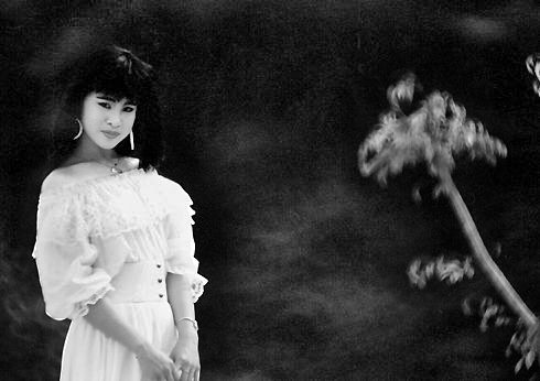 thrisilla.jpg (21k) Loading...