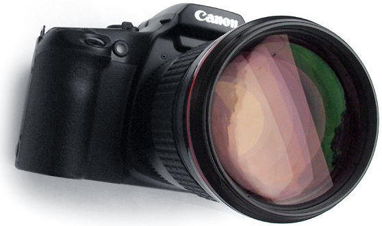 Canon EF 135mm f/2.0L front lens element