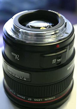 Canon EF 24mm f/1.4L ultrawide rear section