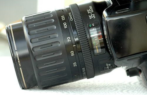 EF 35-135mm F/4.5~5.6 USM Zoom lens
