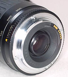 lens mount section of Canon EF 75-300mm f/4.5~5.6 tele-zoom lense Loading ......