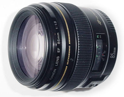 Canon EF 85mm f/1.8 by Microglobe