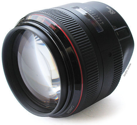 Canon EF 85mm f/1.2L Side View A