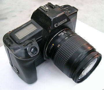 EOS6202880zoom.jpg