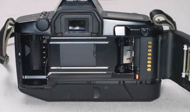EOS650GR20G.JPG (25k) Loading...