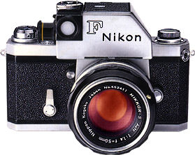 Nikon F Photomic Prism.jpg (21k)