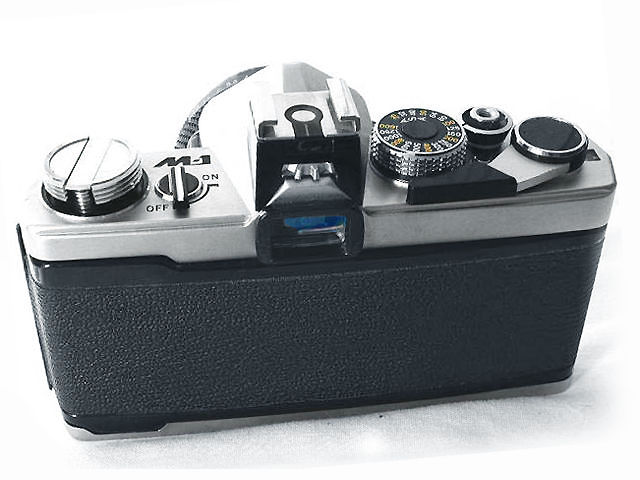 OlympusM1LarryShapiro2.jpg (66k) Loading ....