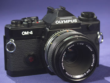 macro50f35OM4.jpg (28k) Loading ...
