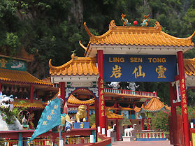 San baotong Buddhist Cave Temple, Ipoh, Peark, Malaysia