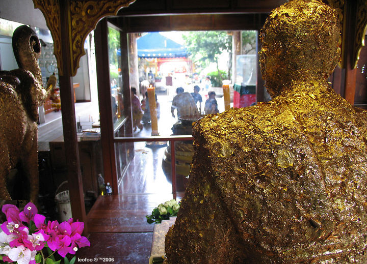 LP Sodh of Wat Pak Nam overseeing visitors and devottees, Bangkok