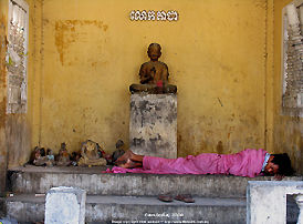 Buddha and the poor, Streets of Cambodia