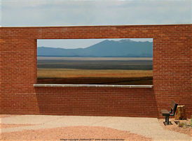 Canon EF 20mm f/2.8 USM ilustration photo WALL on Desert