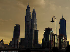 KLCC in Claer Evening View, 2005.